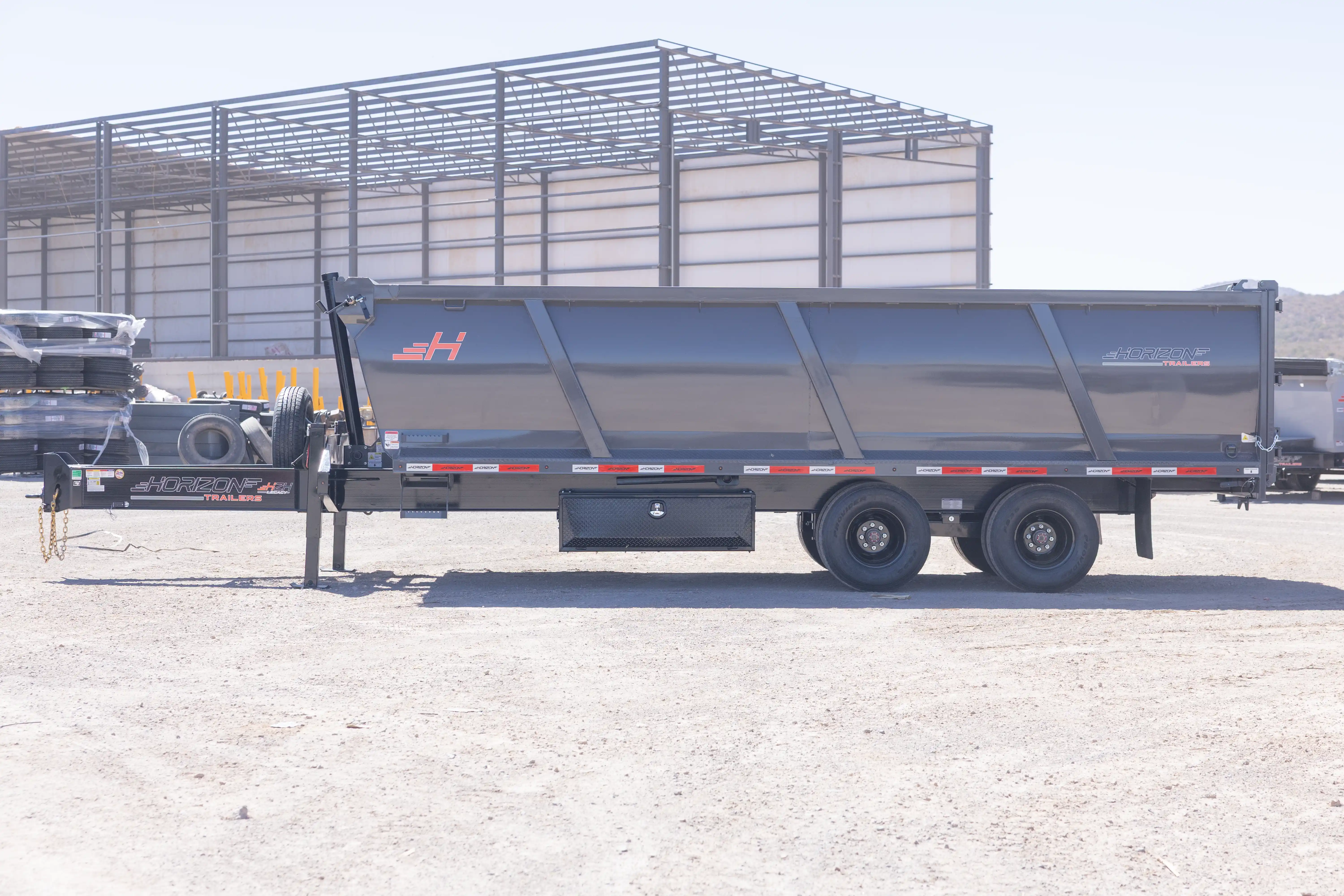 horizon trailers img